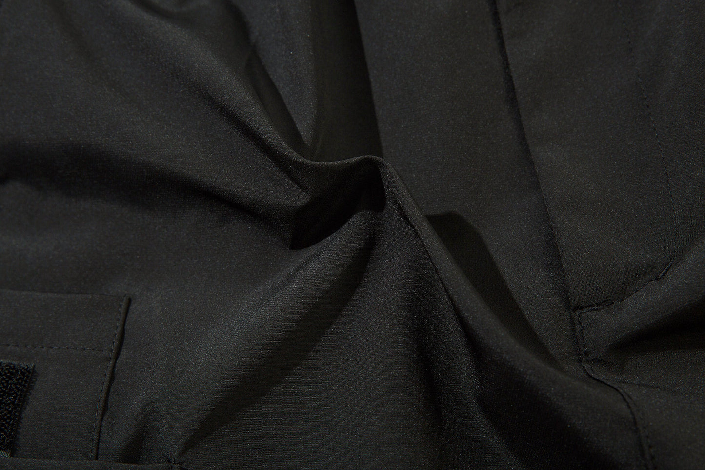 IBP442 Matte Black Cargo Joggers
