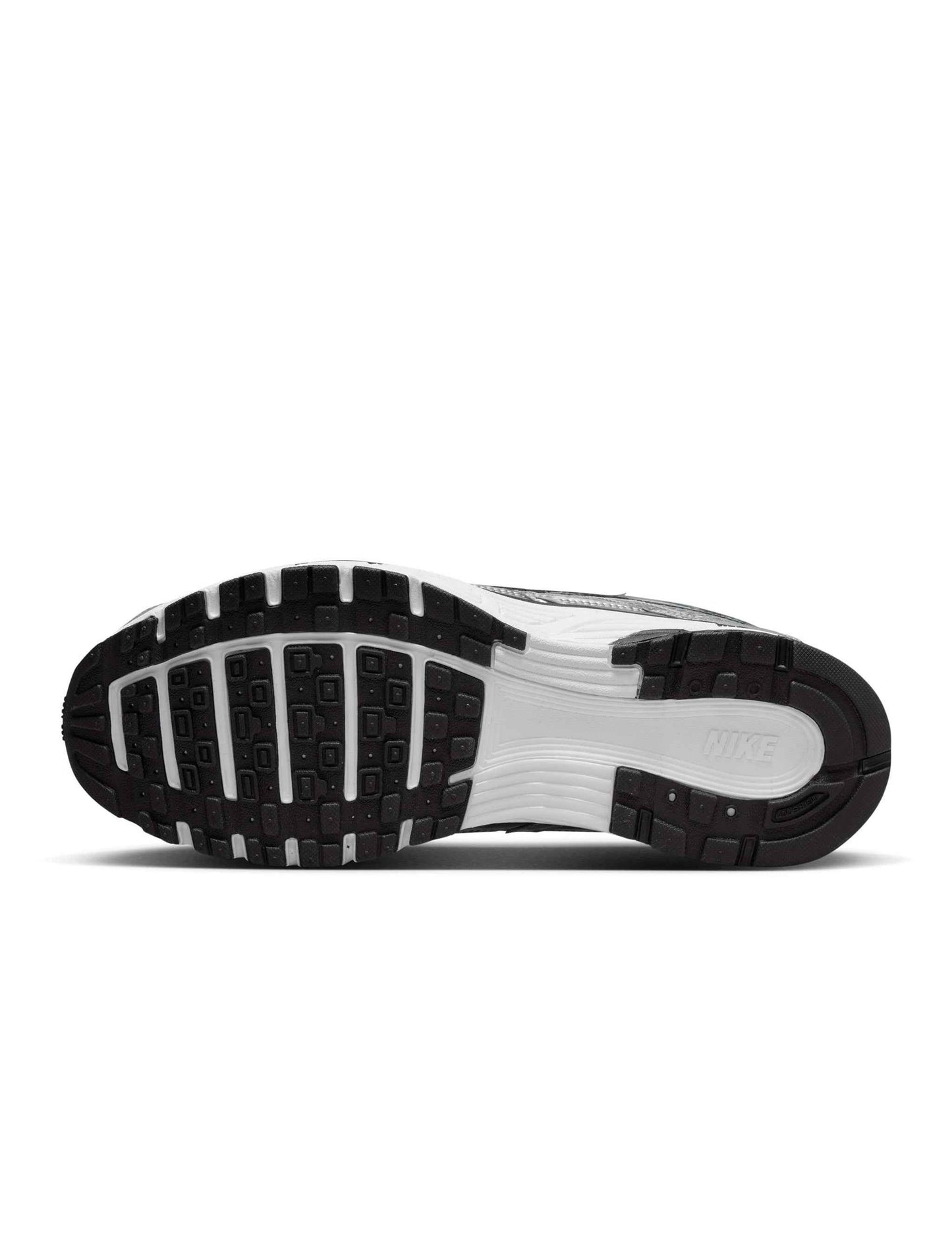 Nike Mens P-6000 - Metallic Silver