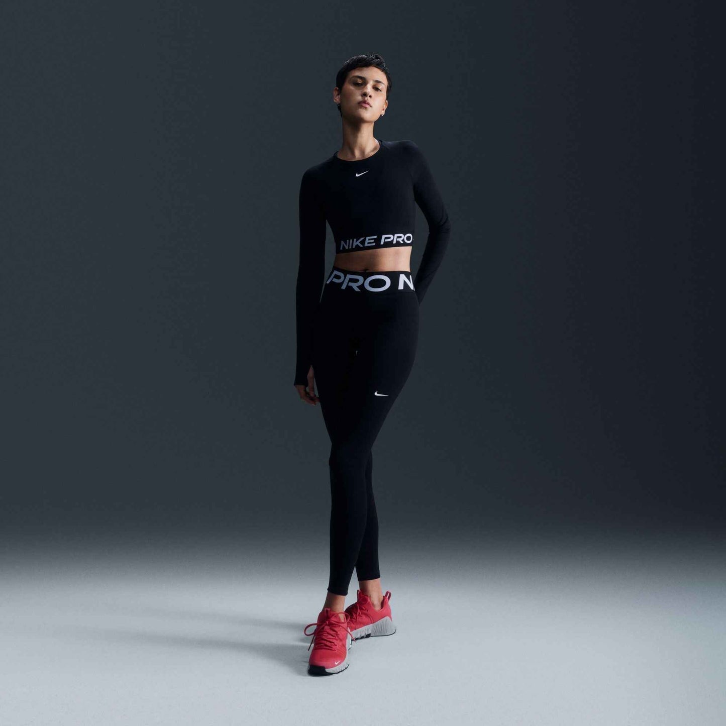 Nike Womens Pro Cropped Long Sleeve - Black White