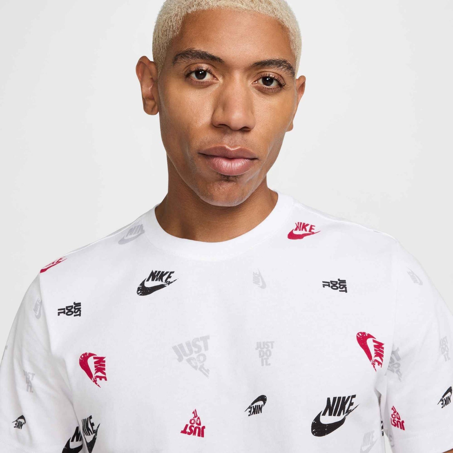 Nike Mens Sportswear Tee - White