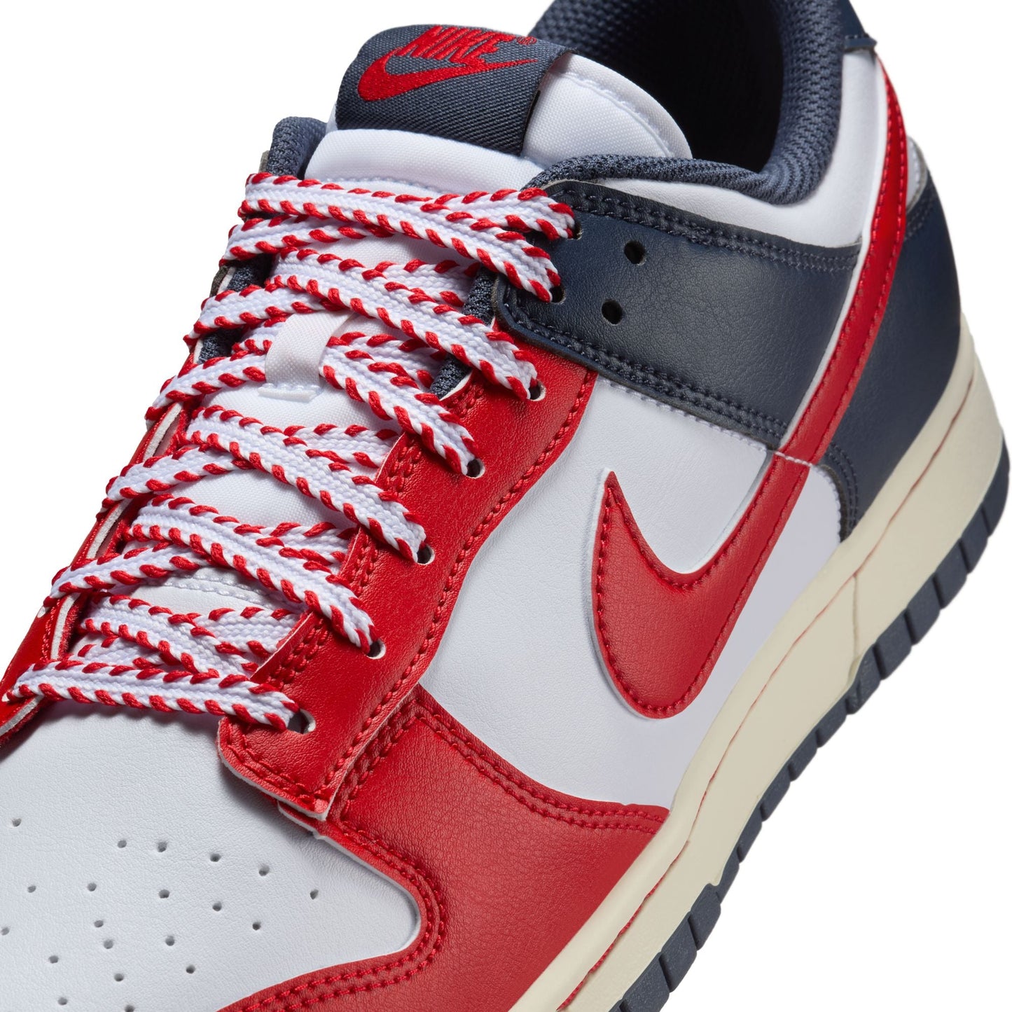 Nike Mens Dunk Low Retro - White/University Red
