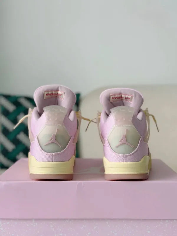 Air Jordan 4 Retro Iced Carmine Sneakers