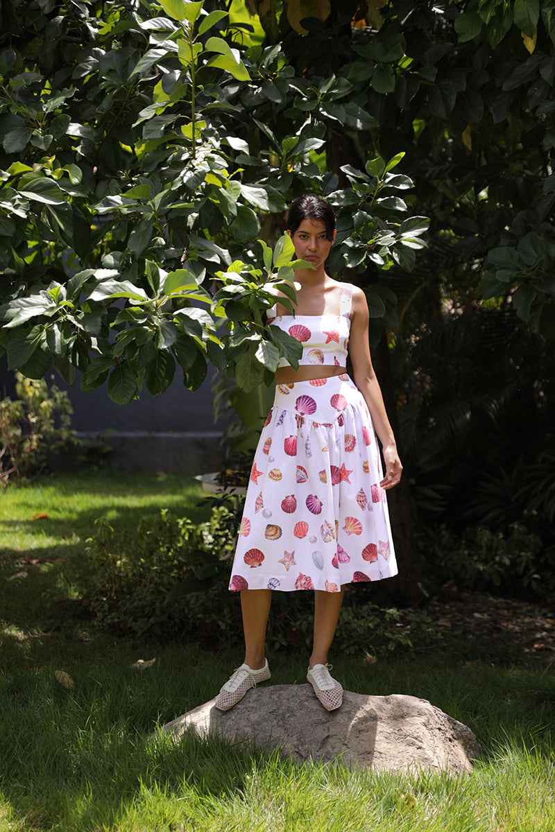 SOTAVENTO TOP IN CONCHITAS IN WHITE PRINT