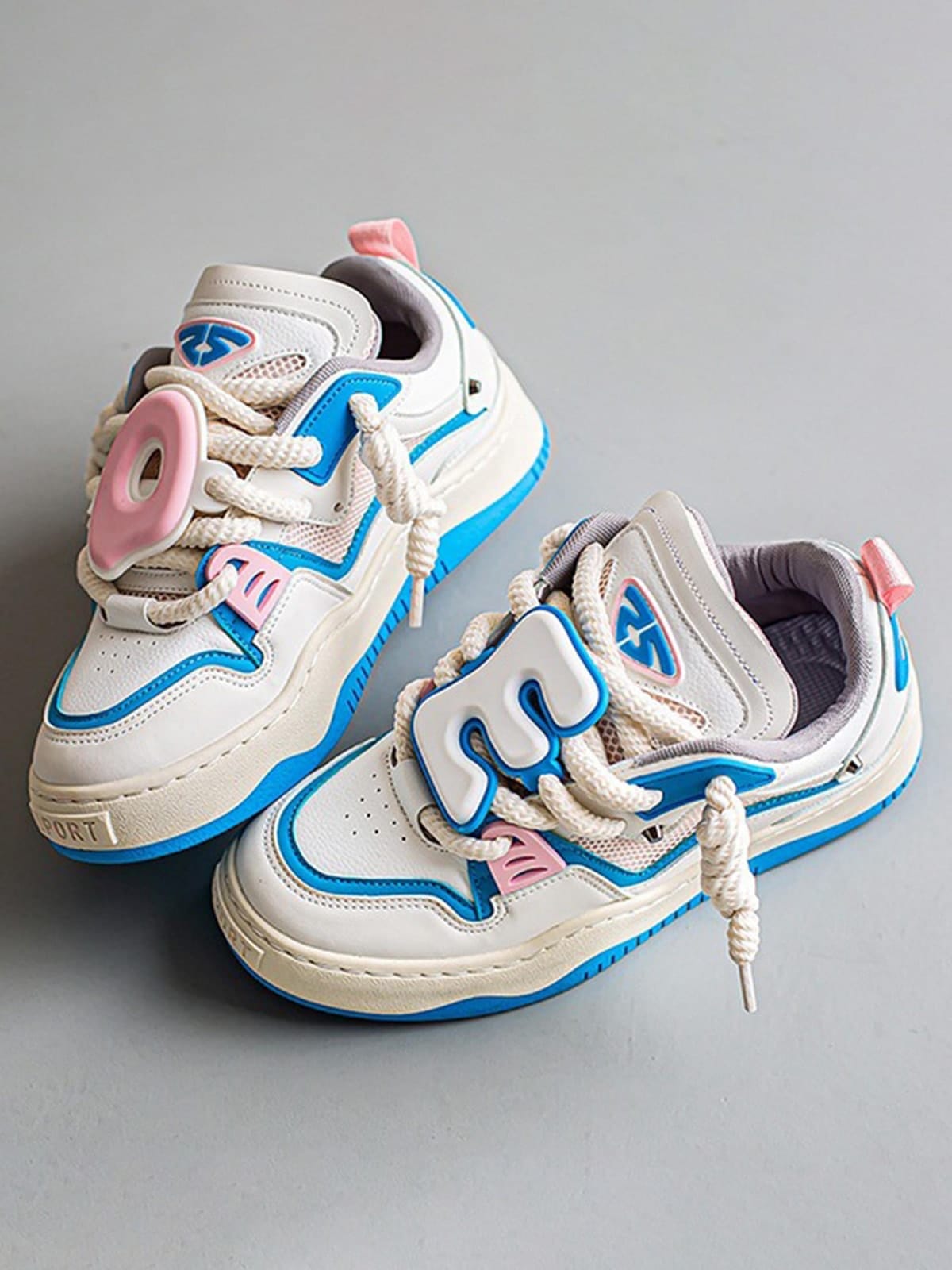 Sneakers The Niche