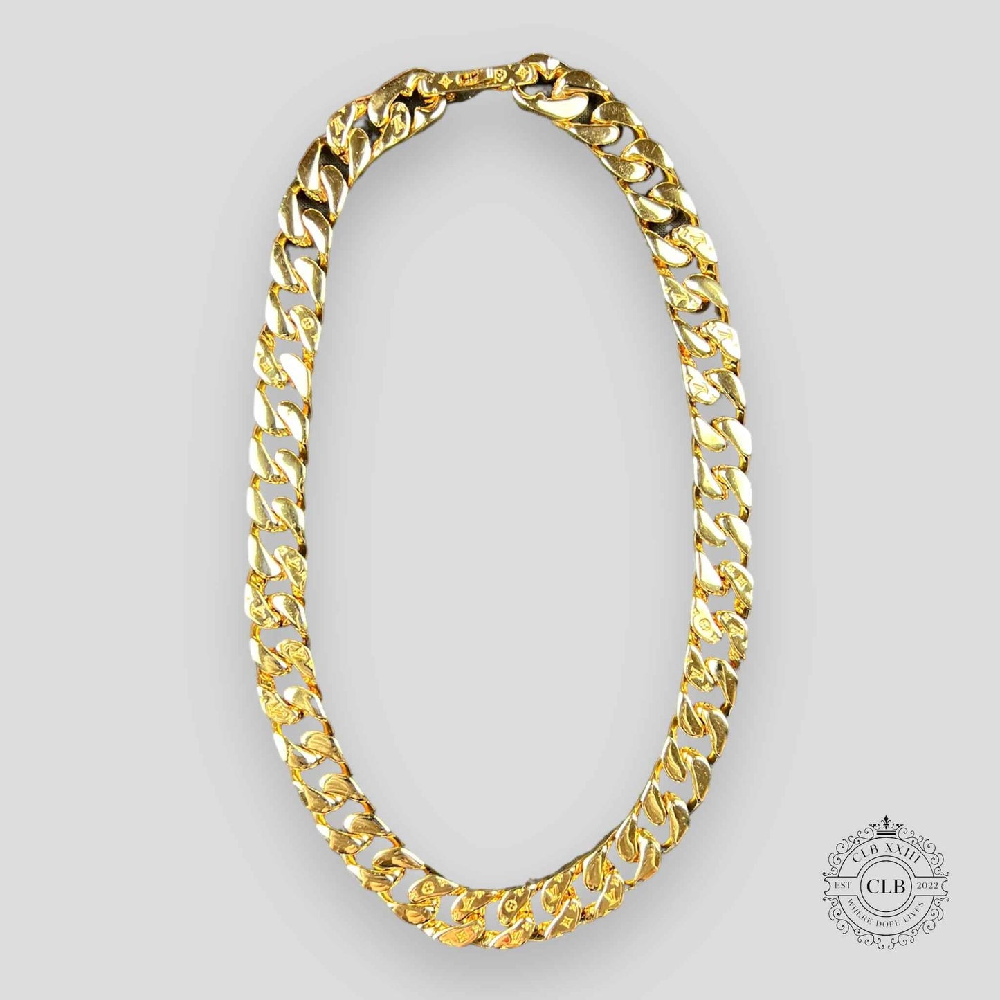 Louis Vuitton Chain Links Necklace in Gold