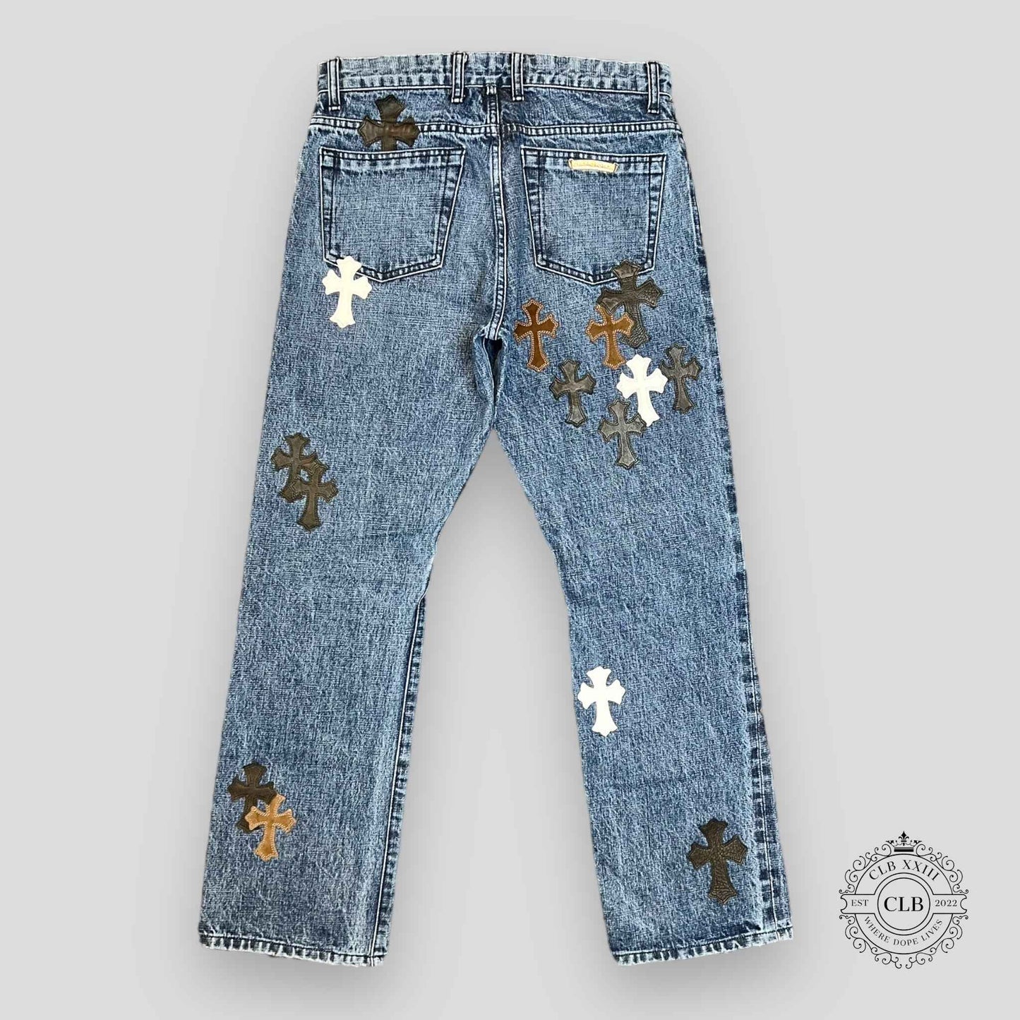 CHROME HEARTS FLEUR KNEE DENIM JEANS