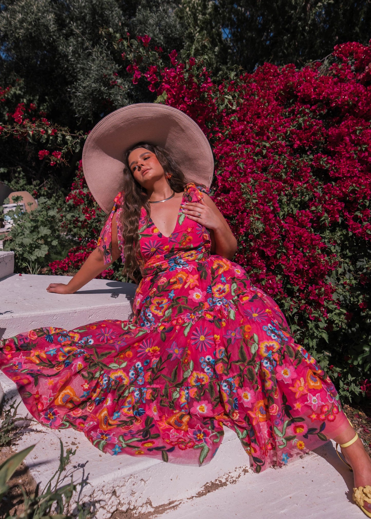 Hibiscus Sleeveless Empire Waist Midi Dress - JUSTLUXURY