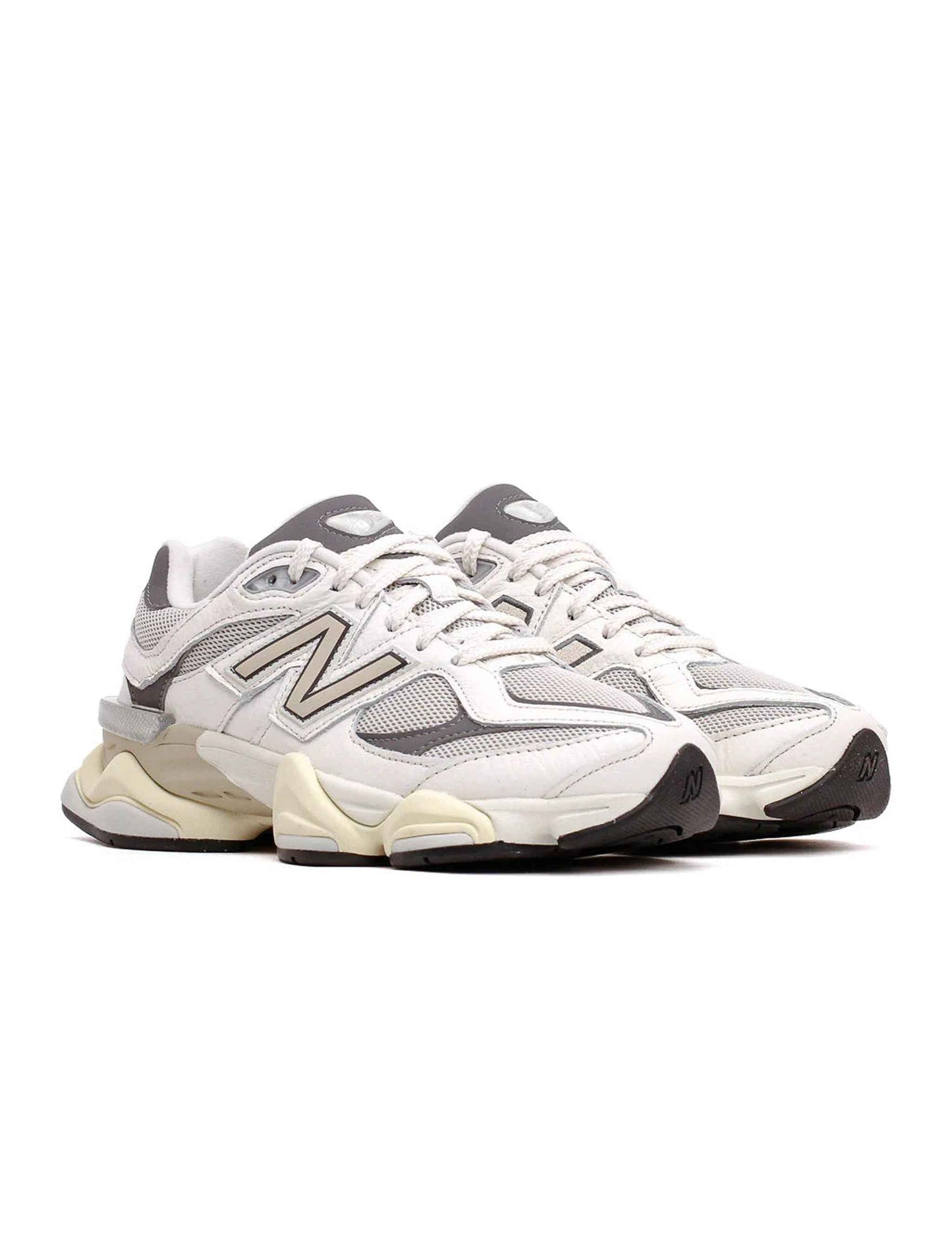 New Balance Mens 9060 Lifestyle Shoes - White/Grey