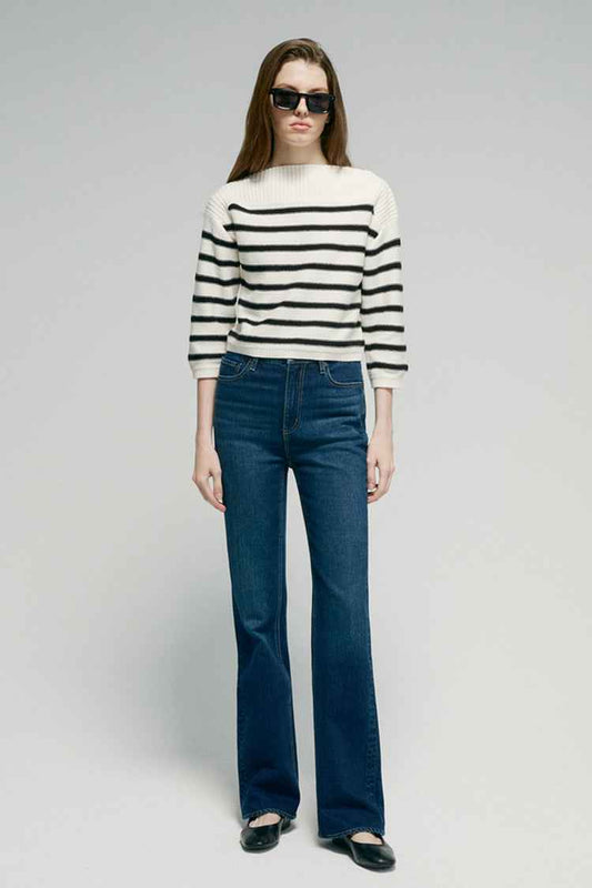 Barbara High Rise Bootcut Jeans HJ004
