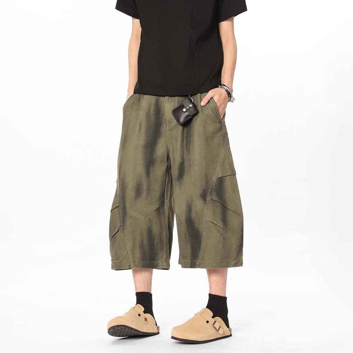 Washed Cargo | Wide-Leg Shorts