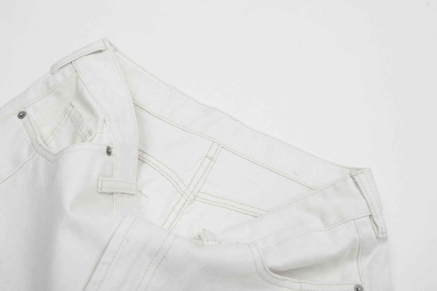 Clean Fit | White Baggy Pants