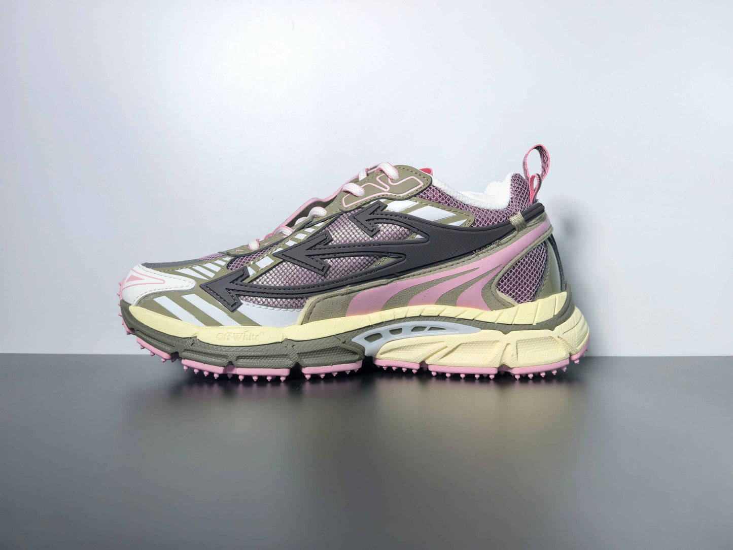 OFF-WHITE Ow Be Right Back
