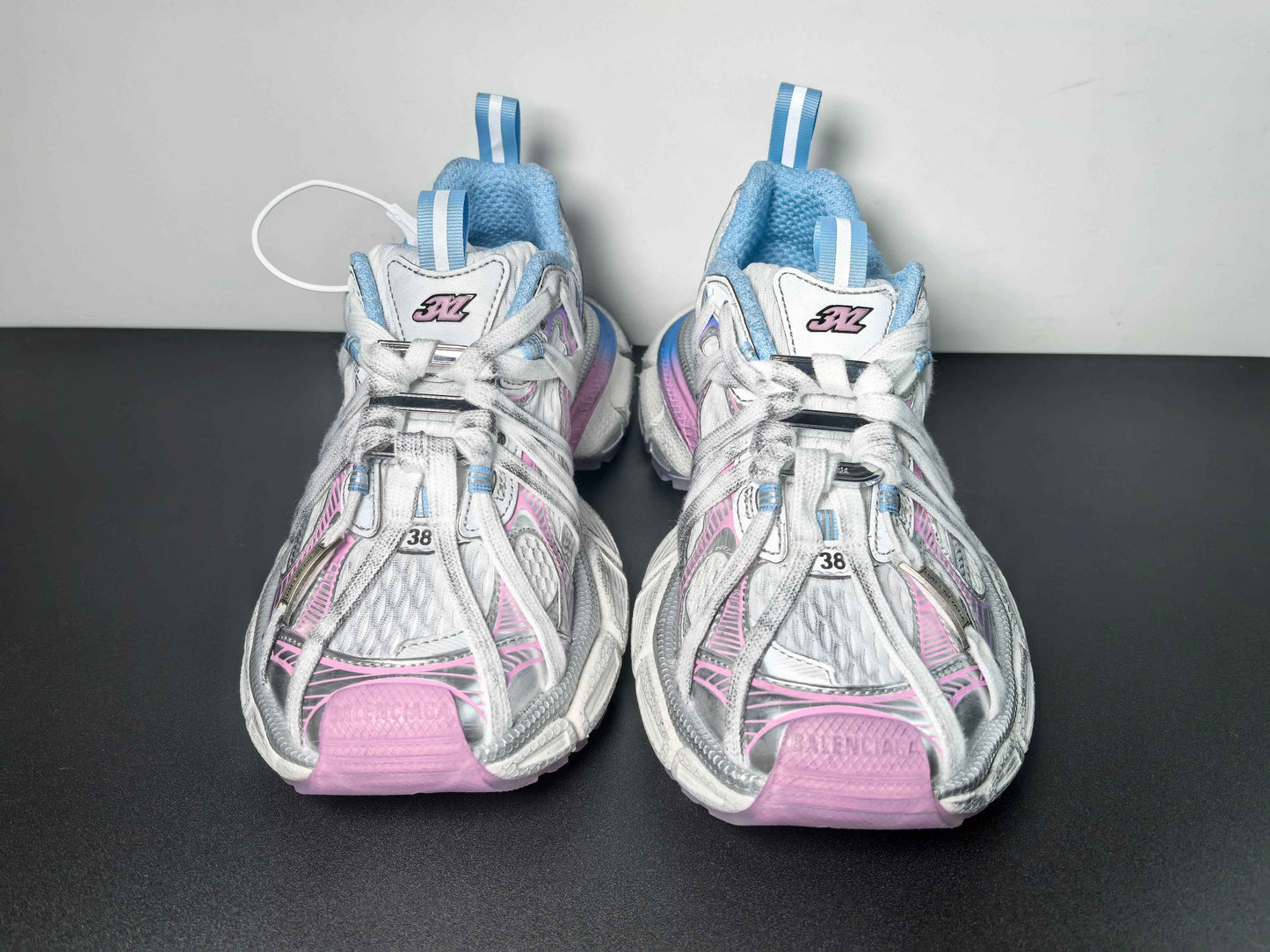 Balenciaga Runner 3XL Extreme Lace 02 balenciaga