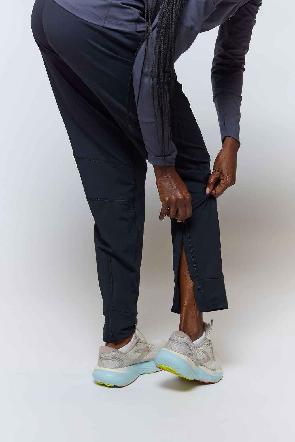 Valia Women's Black Jogger Pants