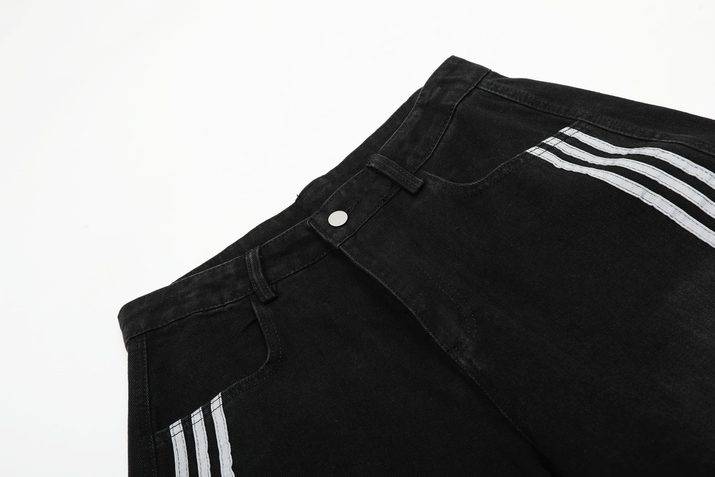 Striped Stitching | Washed Barrel Jeans