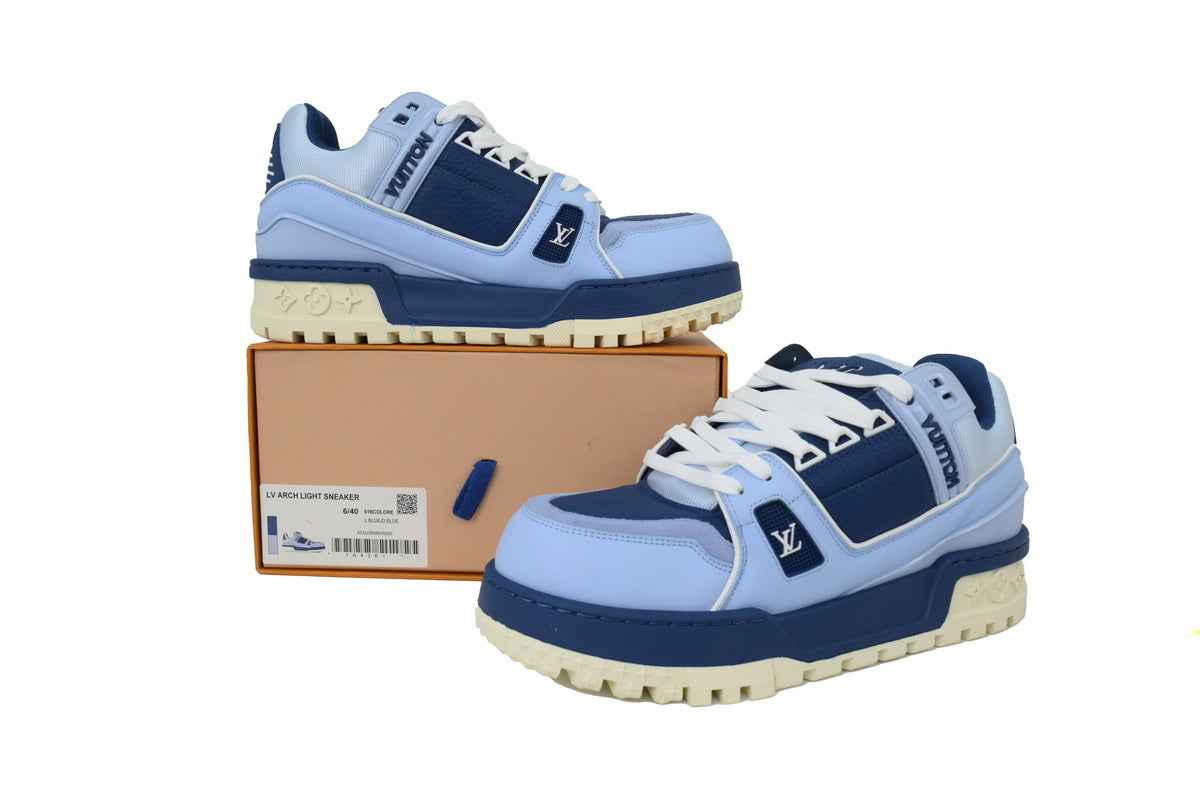 Monogram ARCH Light Sneaker