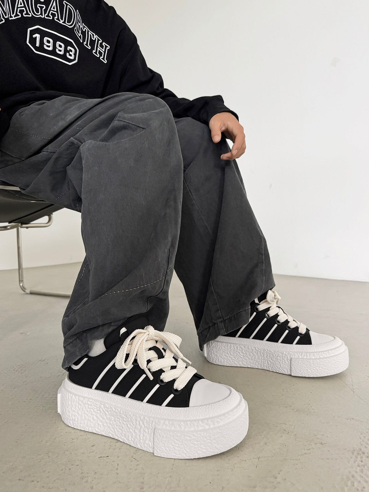 Sneakers Round Toe