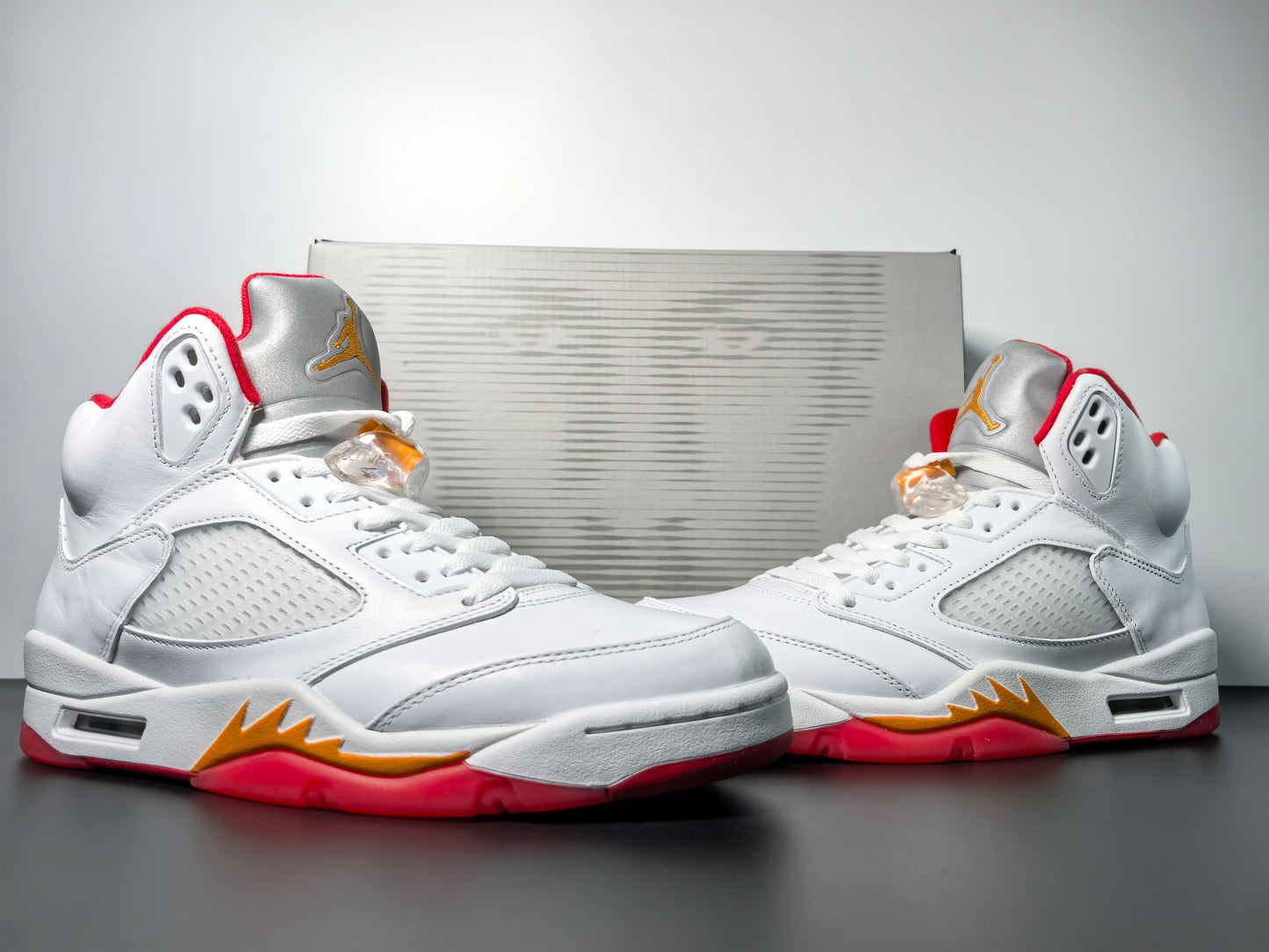 Air Jordan 5 “Sunset”