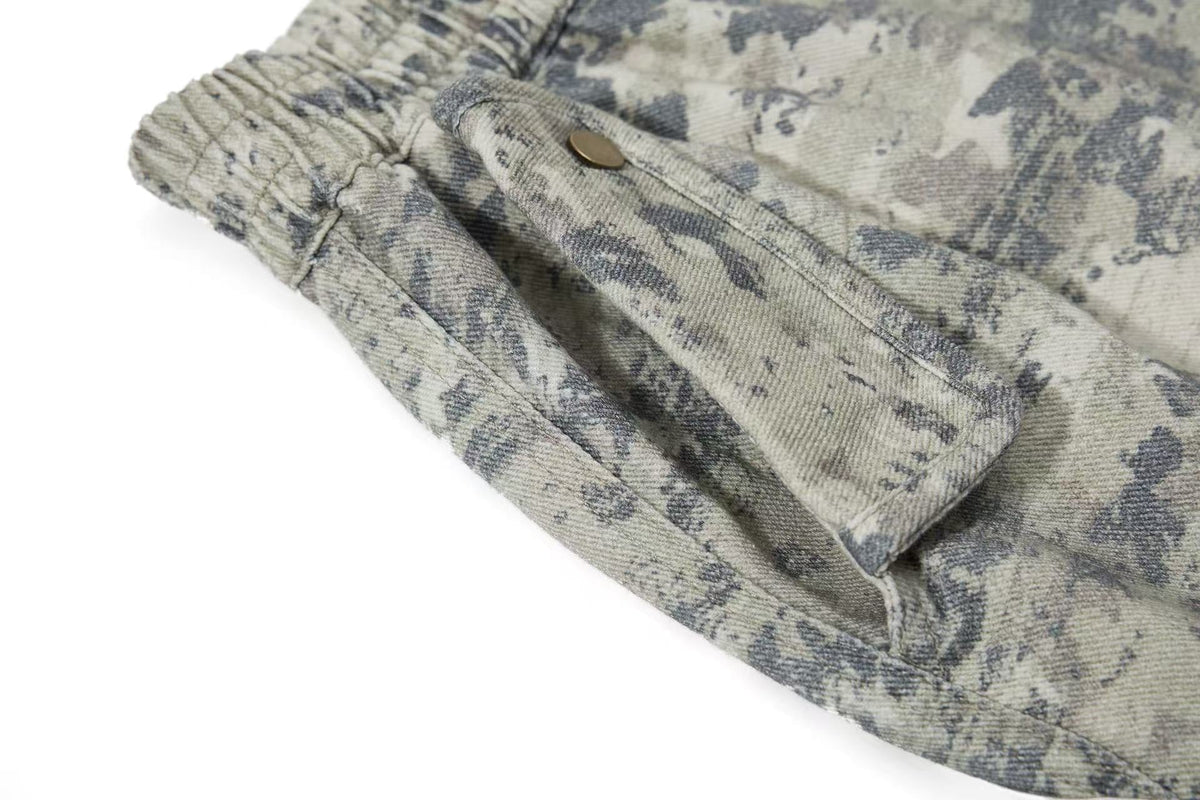 Multi-Pocket Camo Wide-Leg Cargo Pants