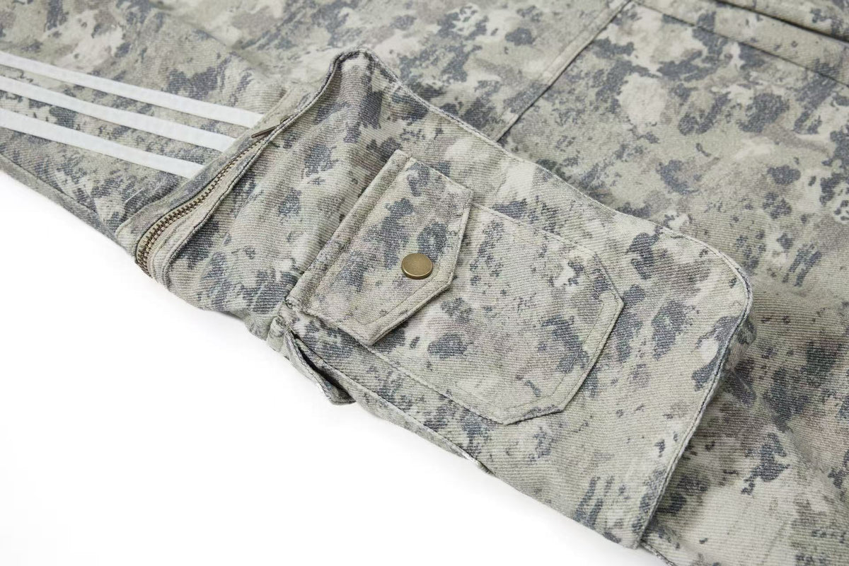 Multi-Pocket Camo Wide-Leg Cargo Pants