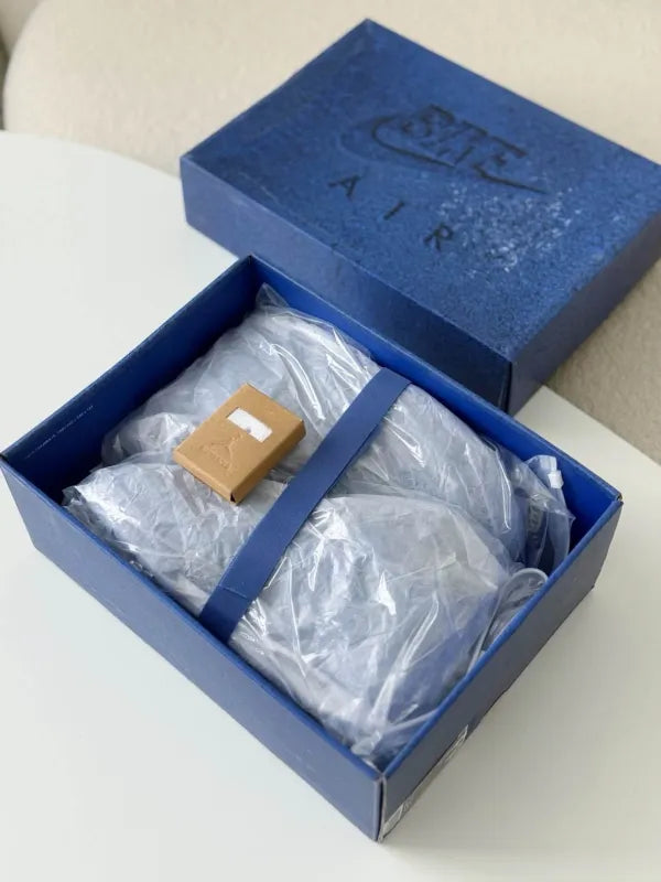 Air Jordan 4 x Nigel Sylvester “Brick By Brick” Sneakers – Blue