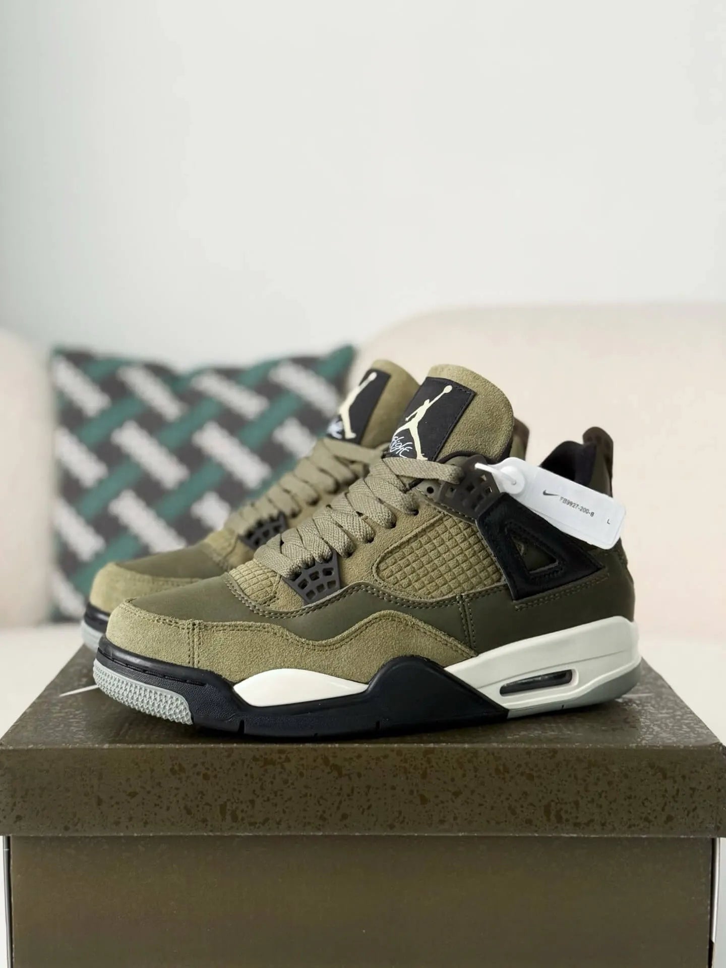 Air Jordan 4 Retro SE Craft “Medium Olive” Sneakers – Olive, Black & Cream