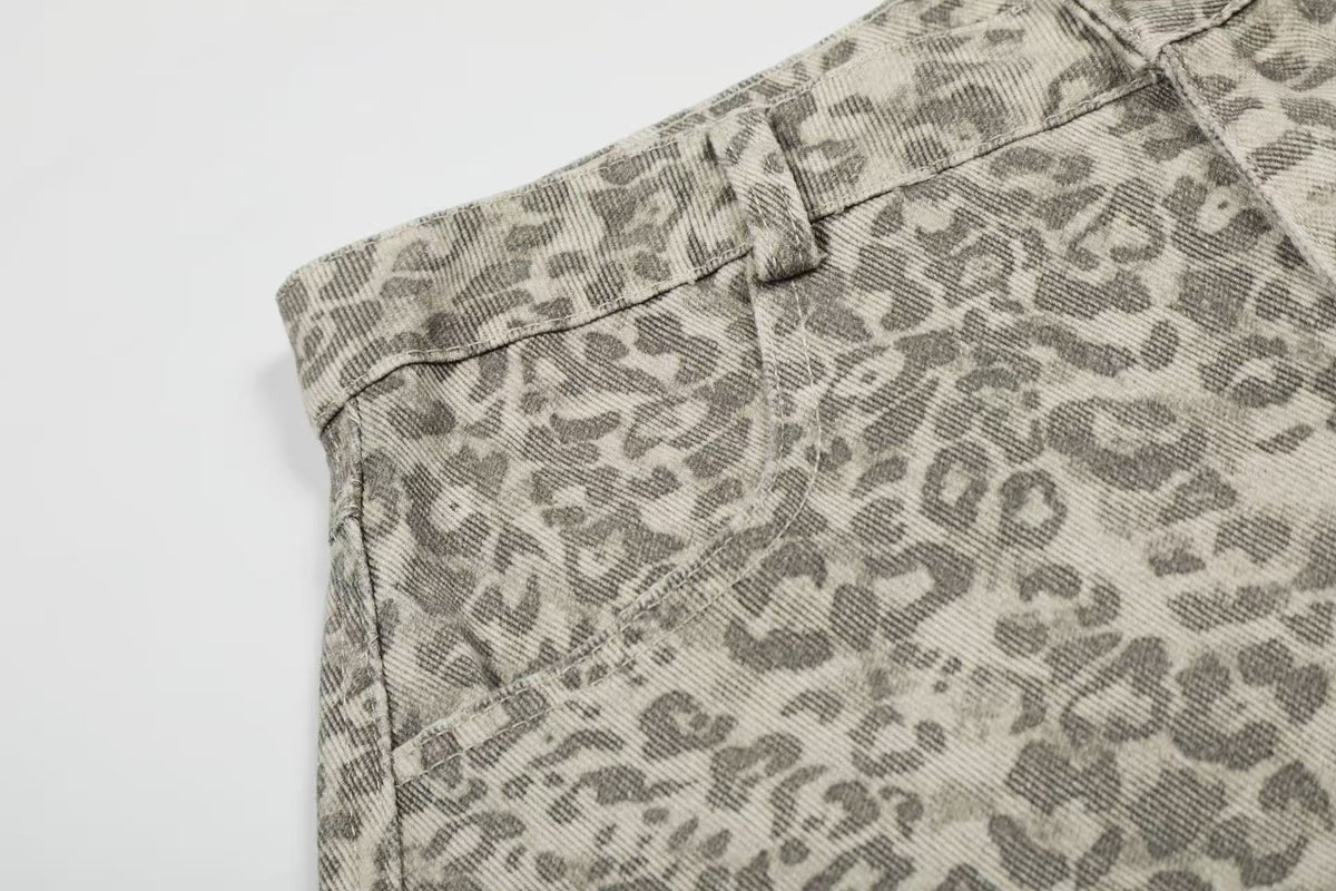 Distressed Leopard  Print Baggy Wide-Leg Jorts