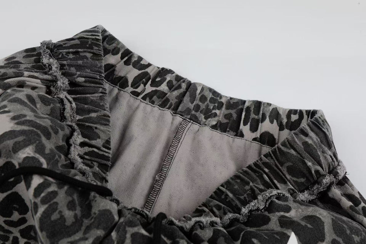 Leopard Print Skull 23 Raw Edge Wide-Leg Pants