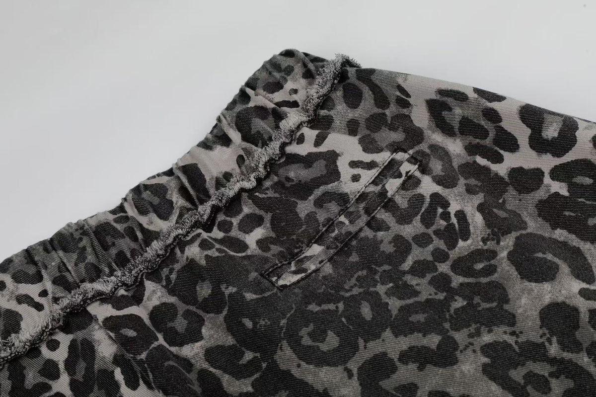 Leopard Print Skull 23 Raw Edge Wide-Leg Pants