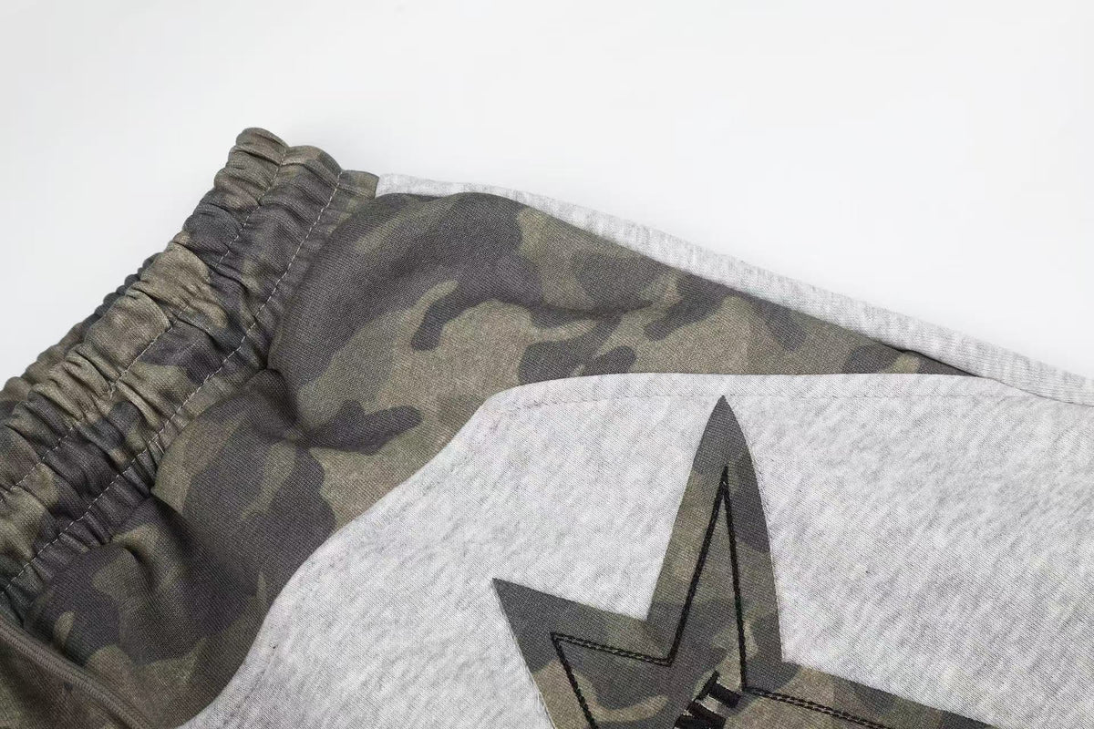 Color Block Camo Waist Yoke & Star Patch Wide-Leg Sweatpants