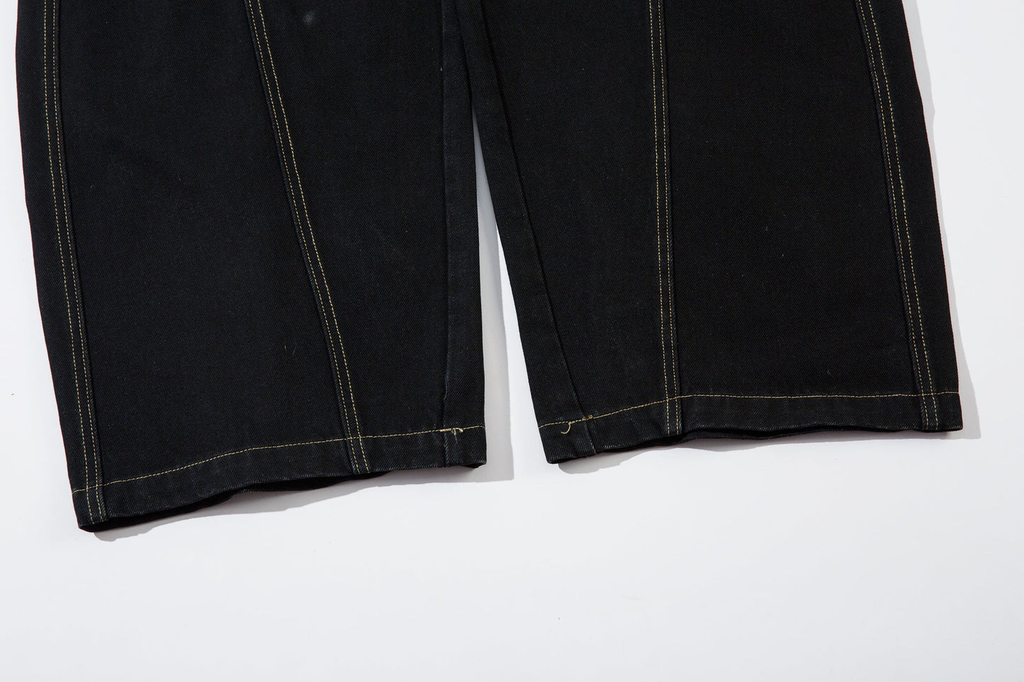 Geometric Stitch | Black Jeans