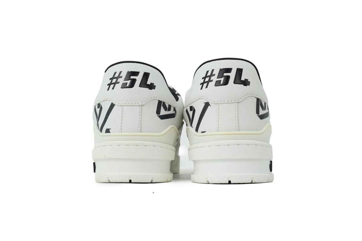 Monogram ARCH Light Sneaker louis vuitton