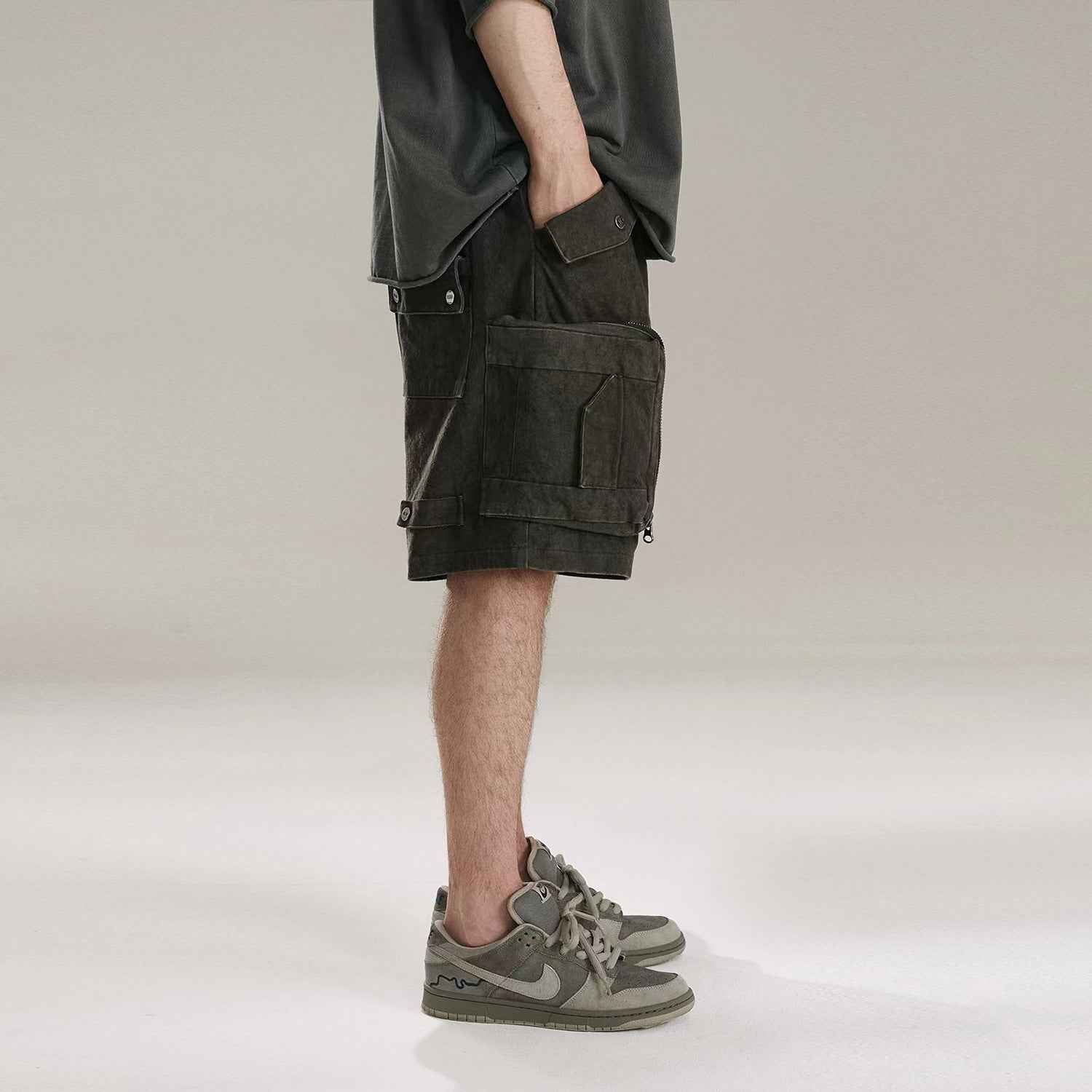 Heavy Tie Dye Multi Pockets Washed Shorts
