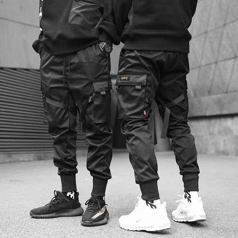 YE2032 Matte Black Joggers