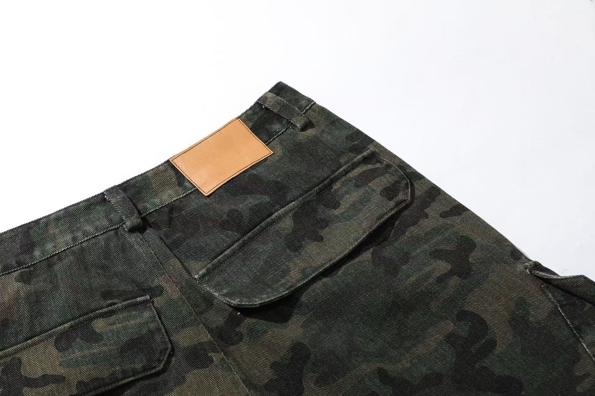 Camo Wide-Leg Knee-Length Jorts