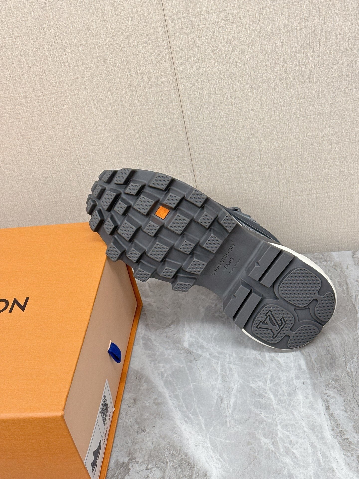 Monogram Monogram Runner AS00440 louis vuitton