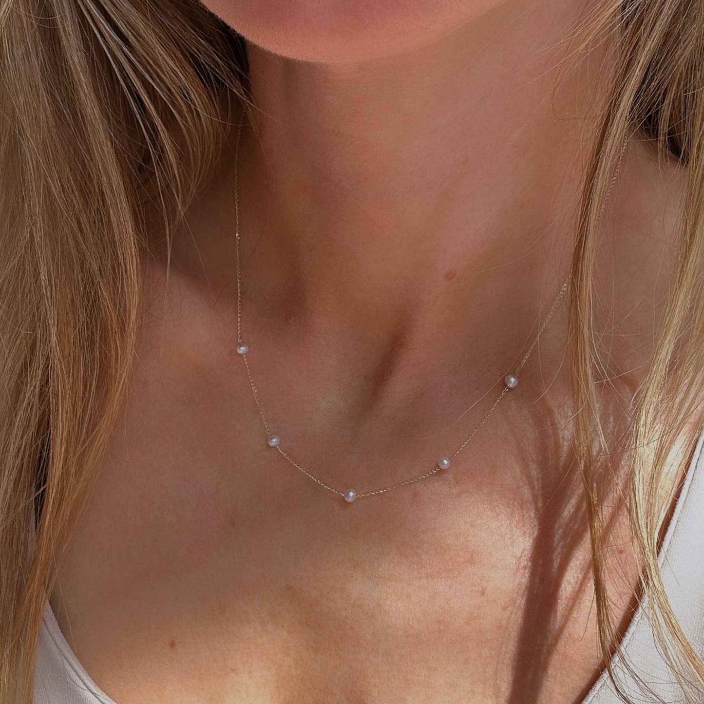 14kt Gold Minimalist Pearl Necklace