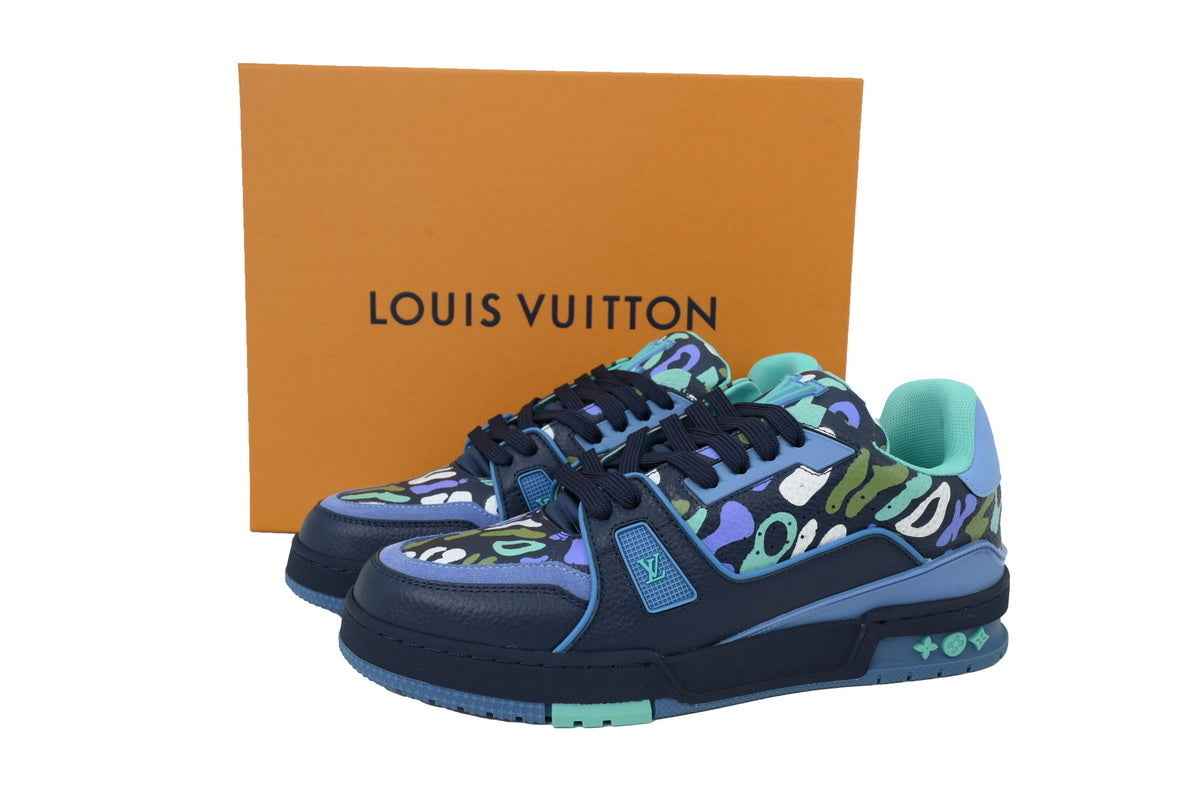 Monogram Arch Light Sneaker