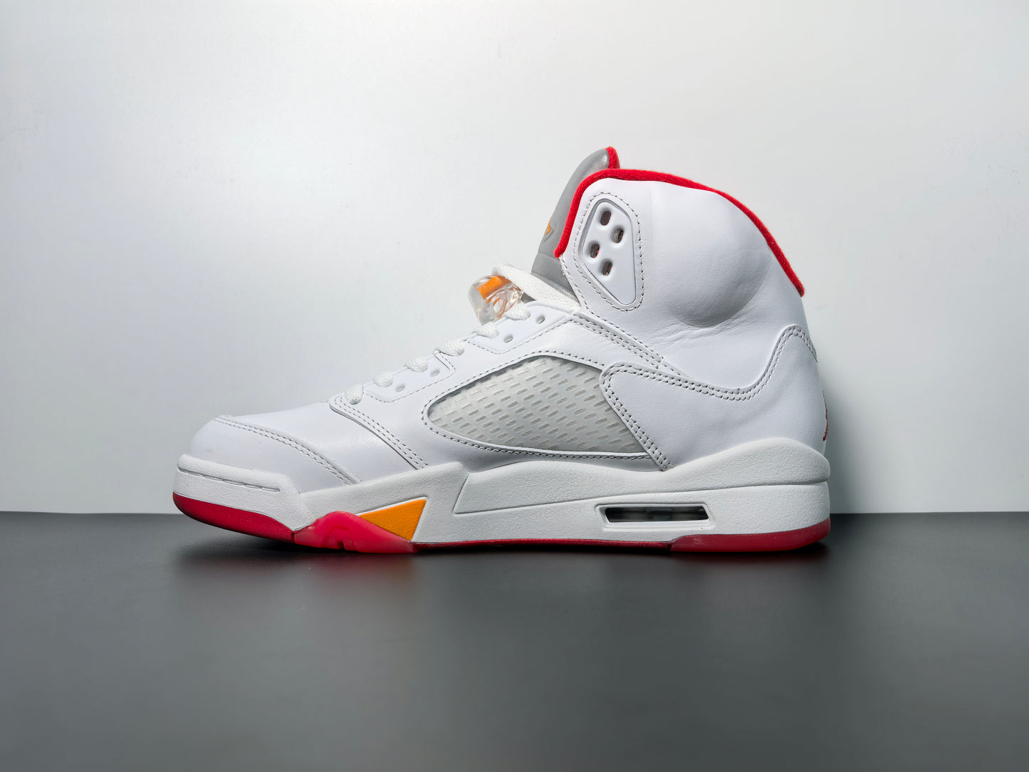 Air Jordan 5 “Sunset”