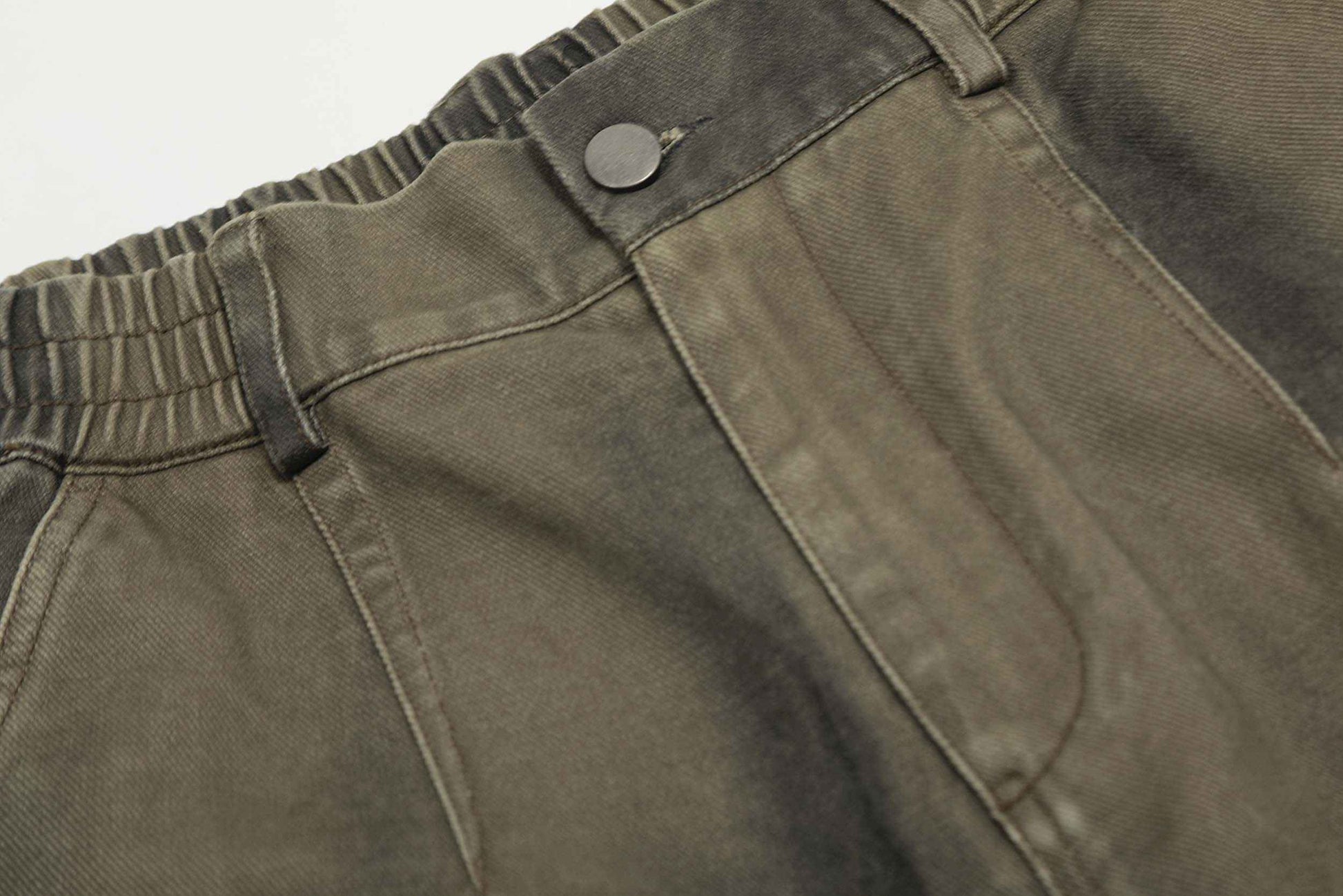 Washed Cargo | Wide-Leg Shorts