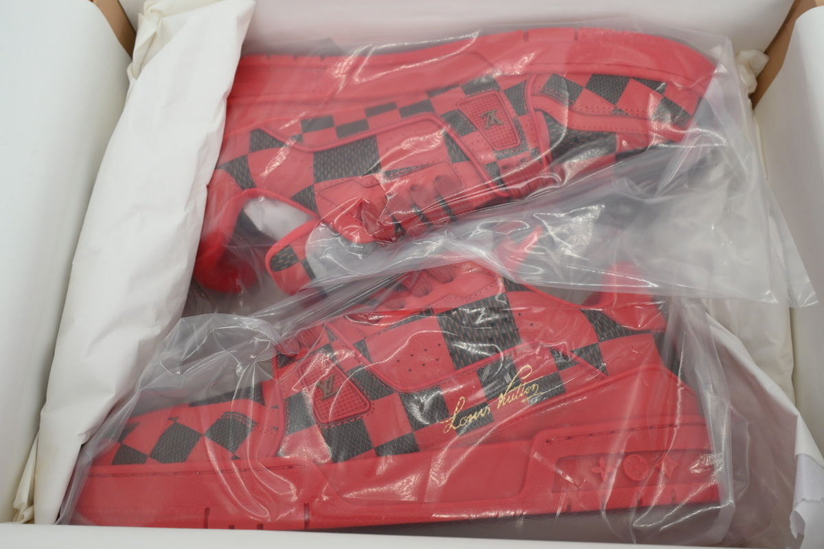 Monogram Arch Light Sneaker Wolvess