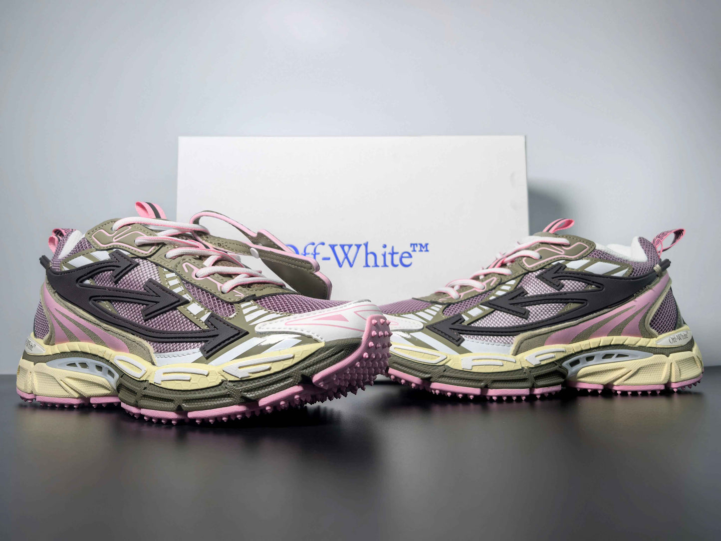 OFF-WHITE Ow Be Right Back