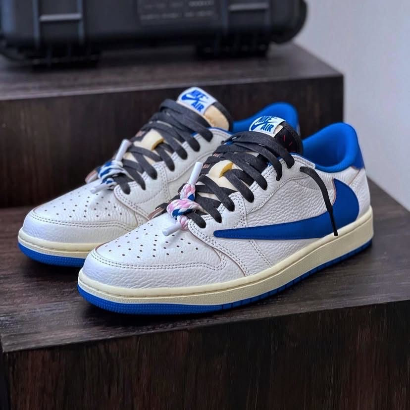 Air Jordan 1 x Travis Scott x Fragment Design DM7866-104