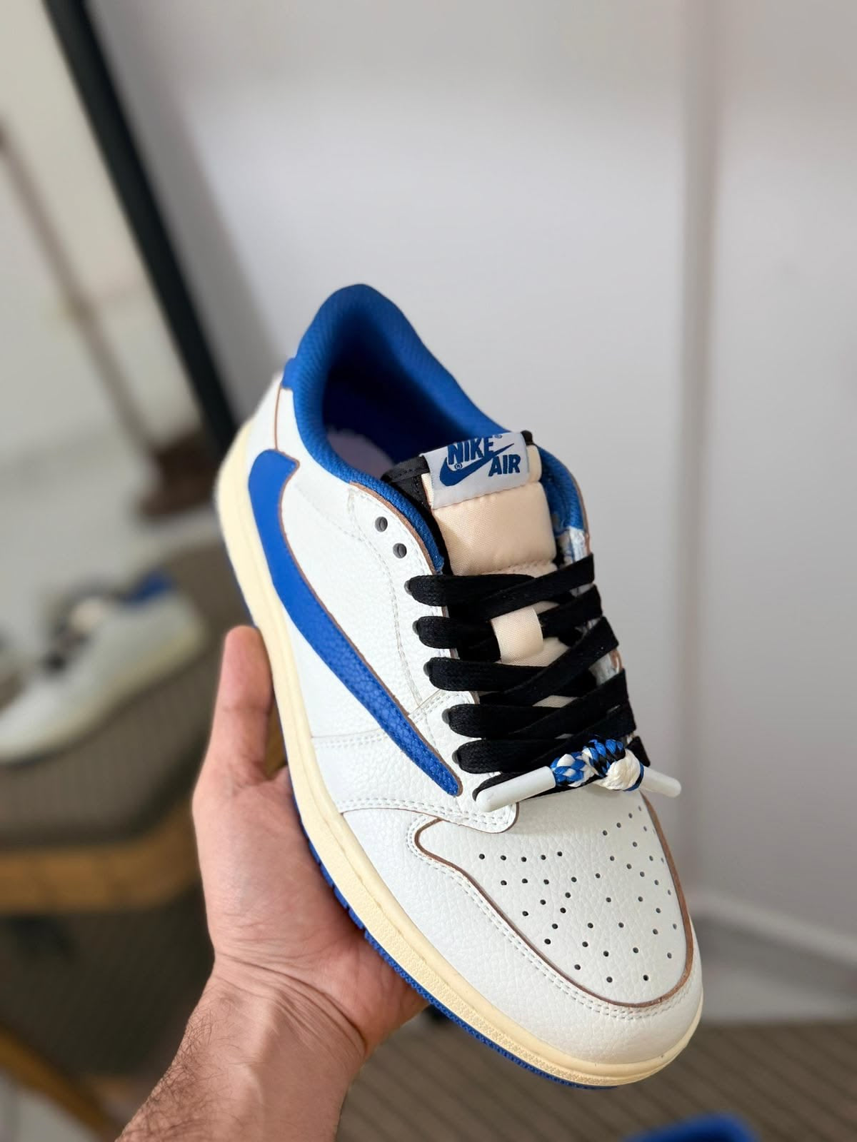 Air Jordan 1 x Travis Scott x Fragment Design DM7866-104