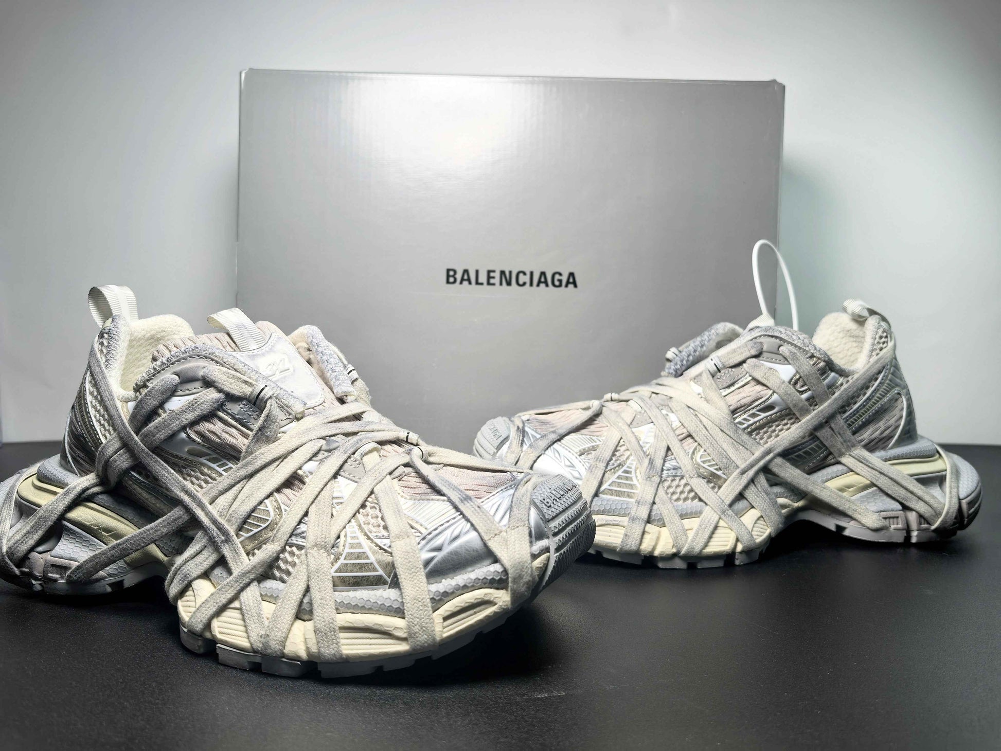 Balenciaga Runner 3XL Extreme Lace balenciaga
