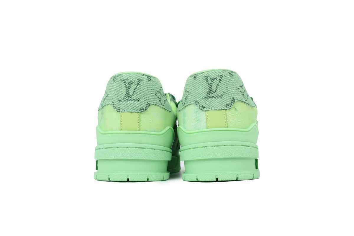 Monogram Arch Light Sneaker
