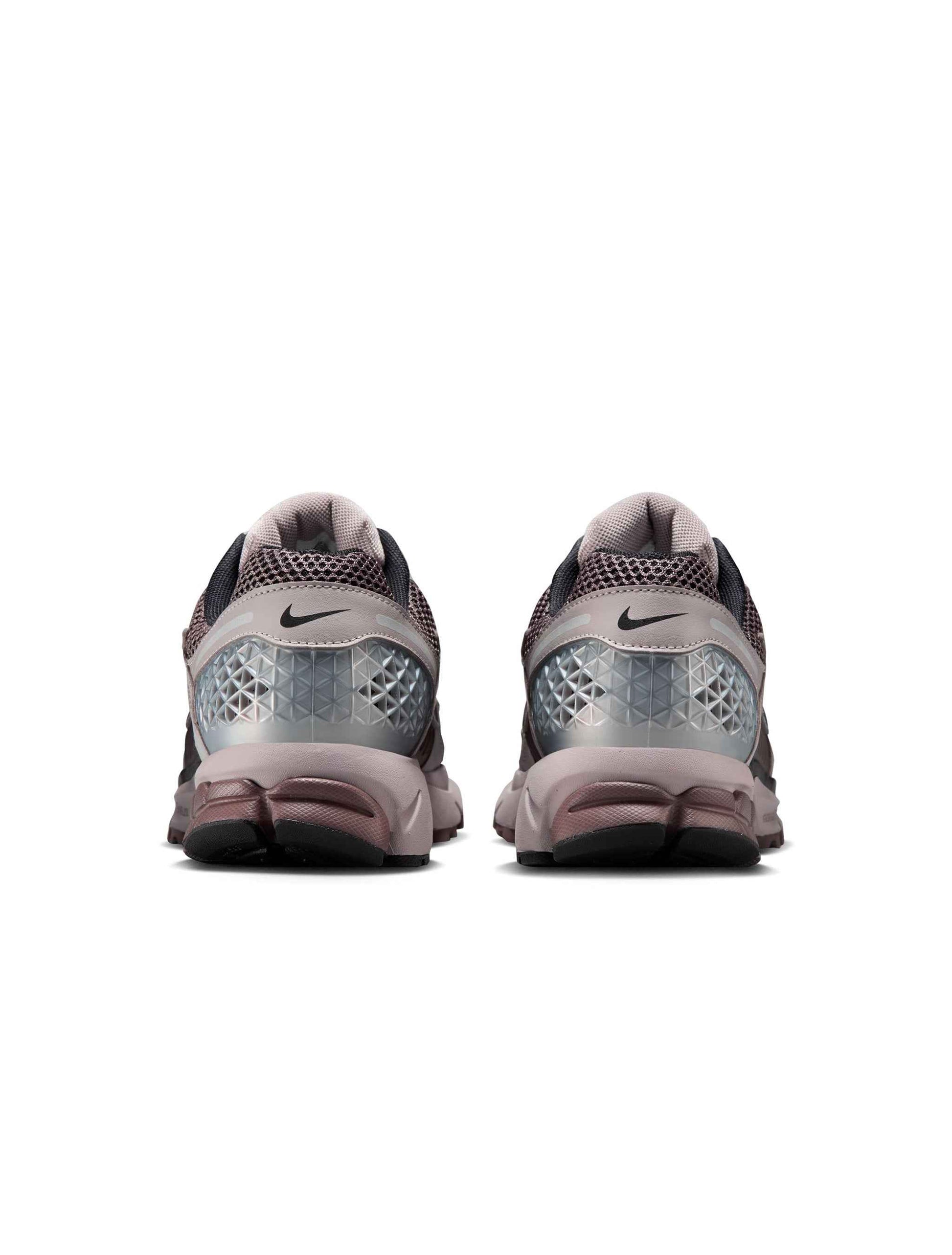 Nike Mens Zoom Vomero 5 - College Grey