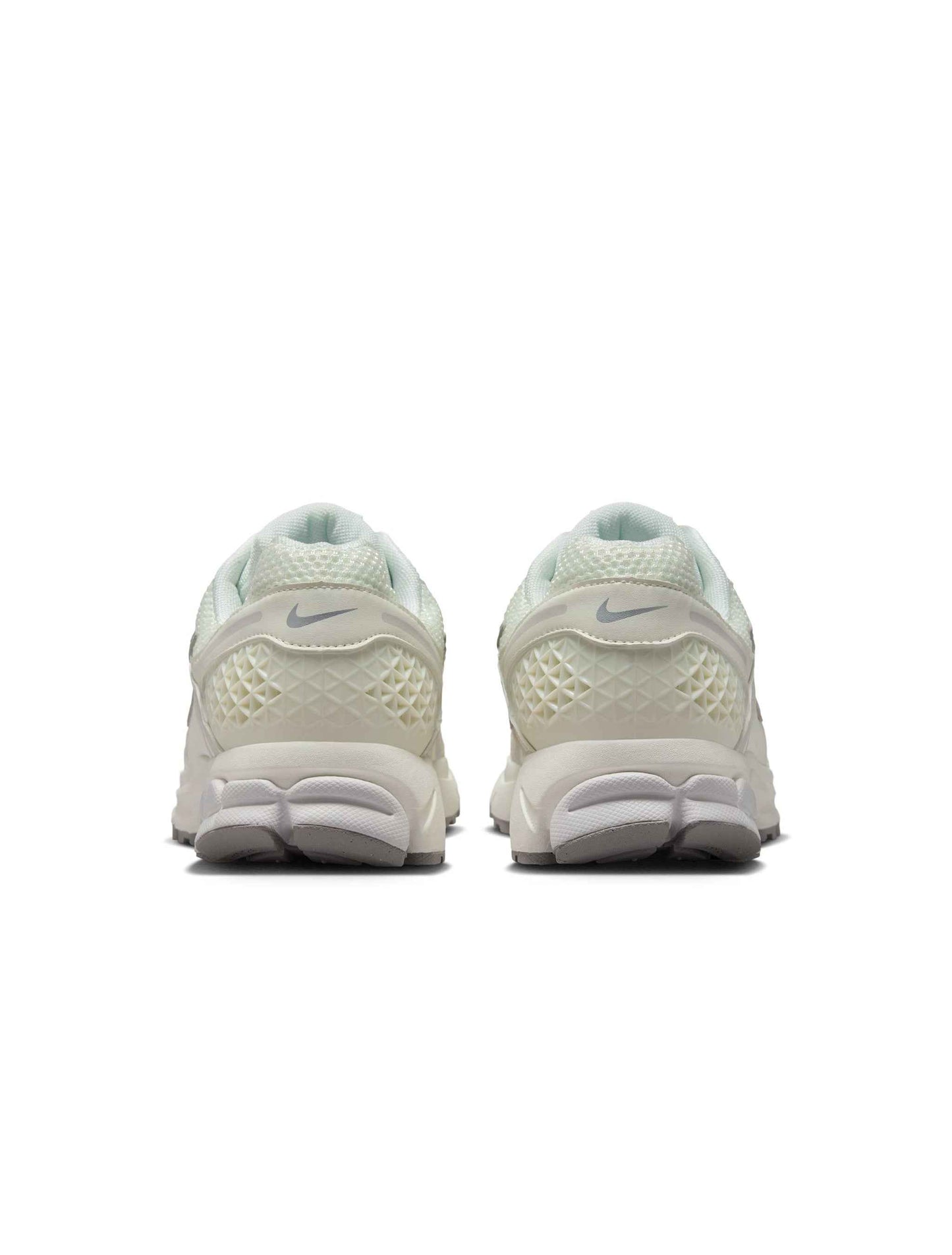 Nike Mens Zoom Vomero 5 - Sail