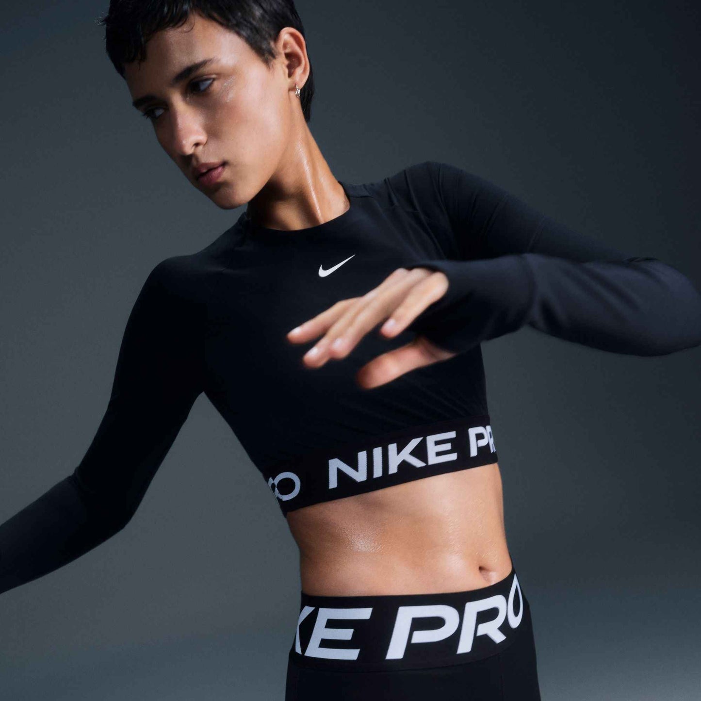 Nike Womens Pro Cropped Long Sleeve - Black White