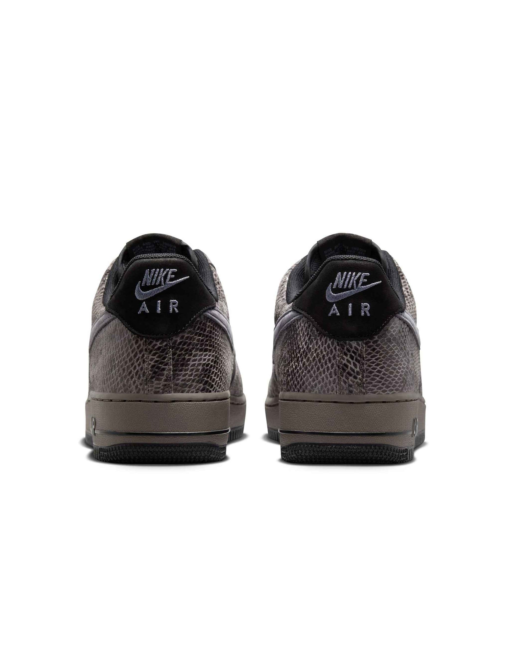 Nike Mens Air Force 1 '07 LV8 - Off Noir/Snakeskin